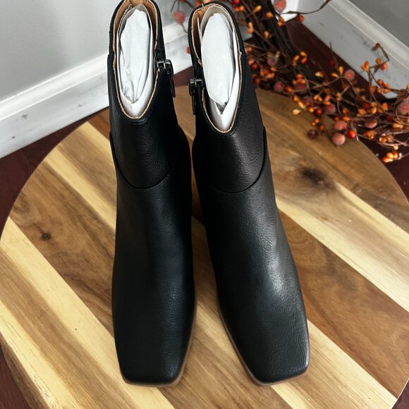 Yellow Box Maora Womens Heeled Boot Squared Toe Sz 6 in Black Faux Leather - Picture 3 of 10